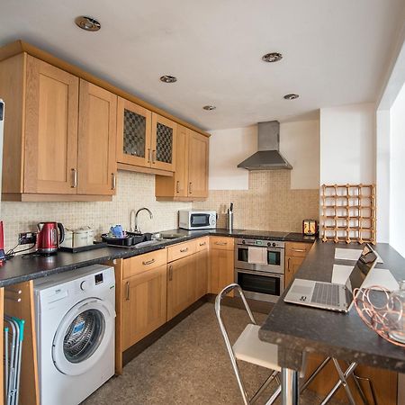 Grosvenor Pad - Lovely 2-Bed Flat - Free On Street Parking Bath Bagian luar foto