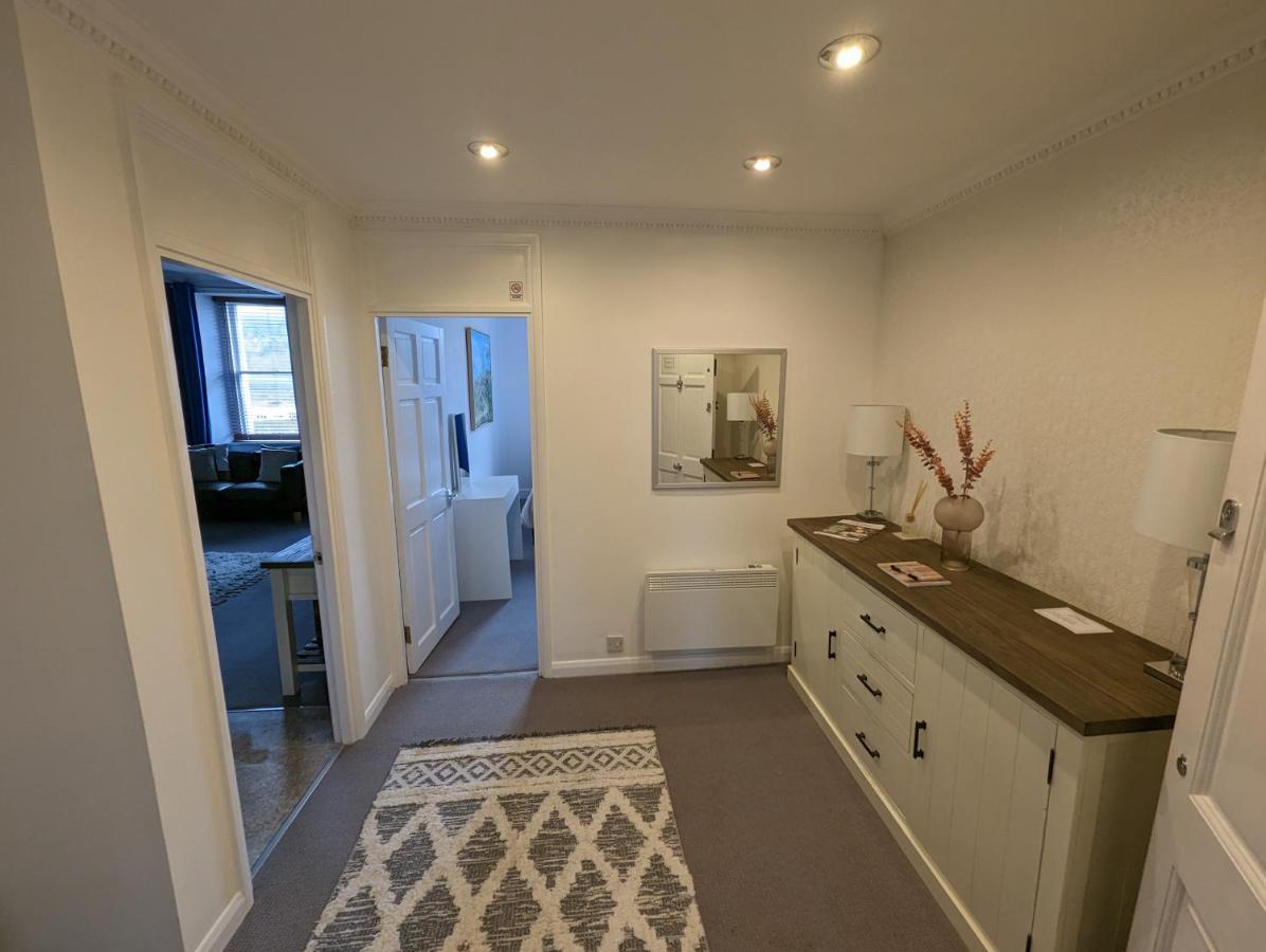 Grosvenor Pad - Lovely 2-Bed Flat - Free On Street Parking Bath Bagian luar foto