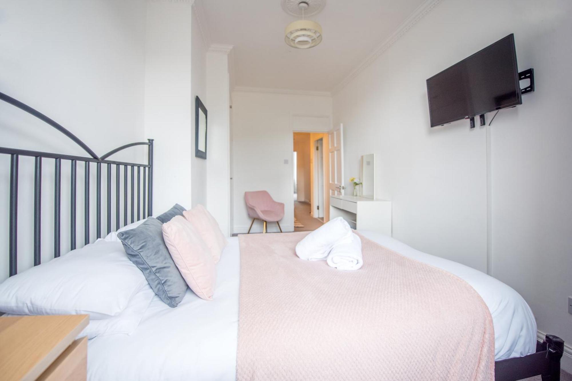 Grosvenor Pad - Lovely 2-Bed Flat - Free On Street Parking Bath Bagian luar foto
