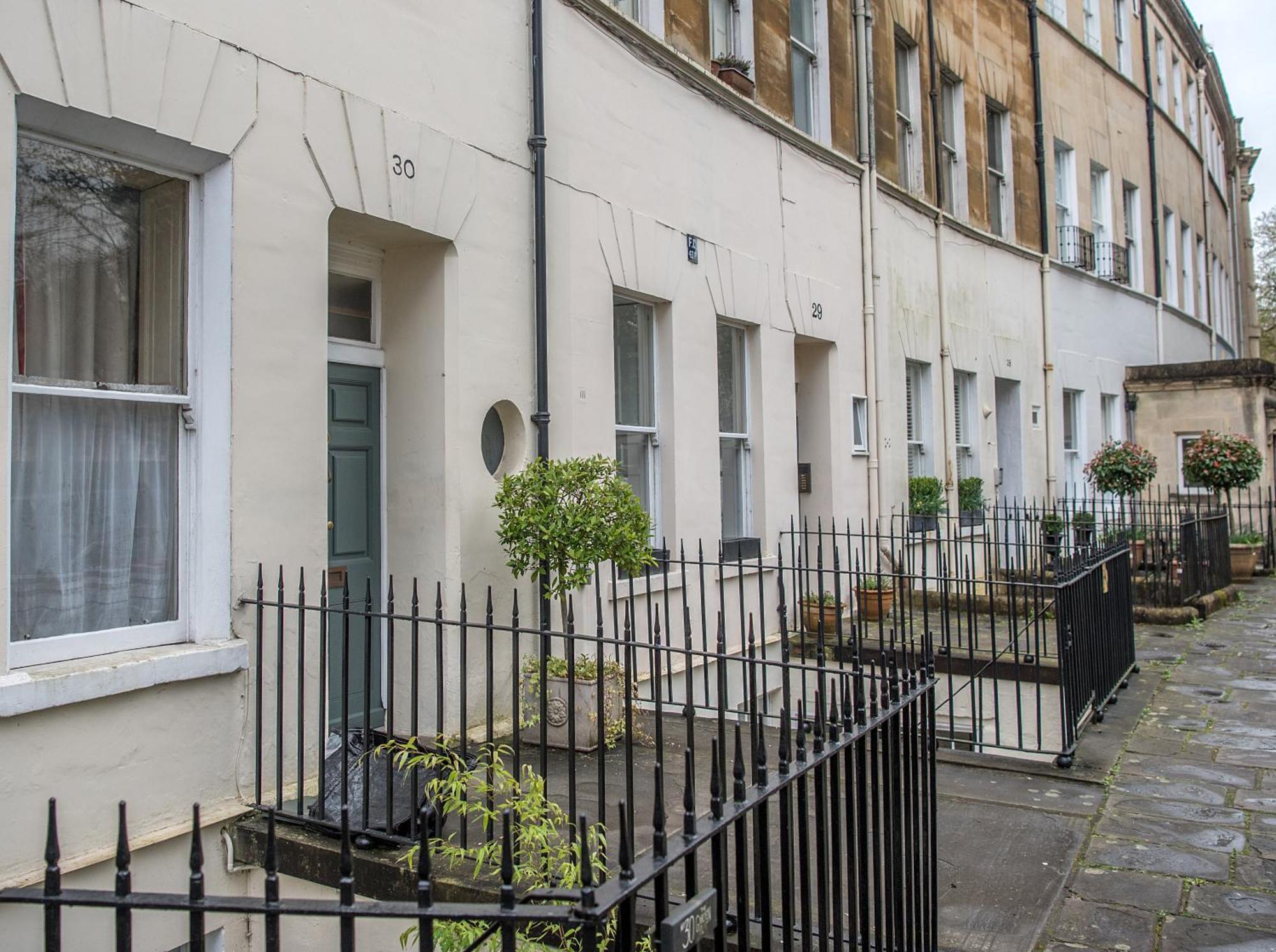 Grosvenor Pad - Lovely 2-Bed Flat - Free On Street Parking Bath Bagian luar foto